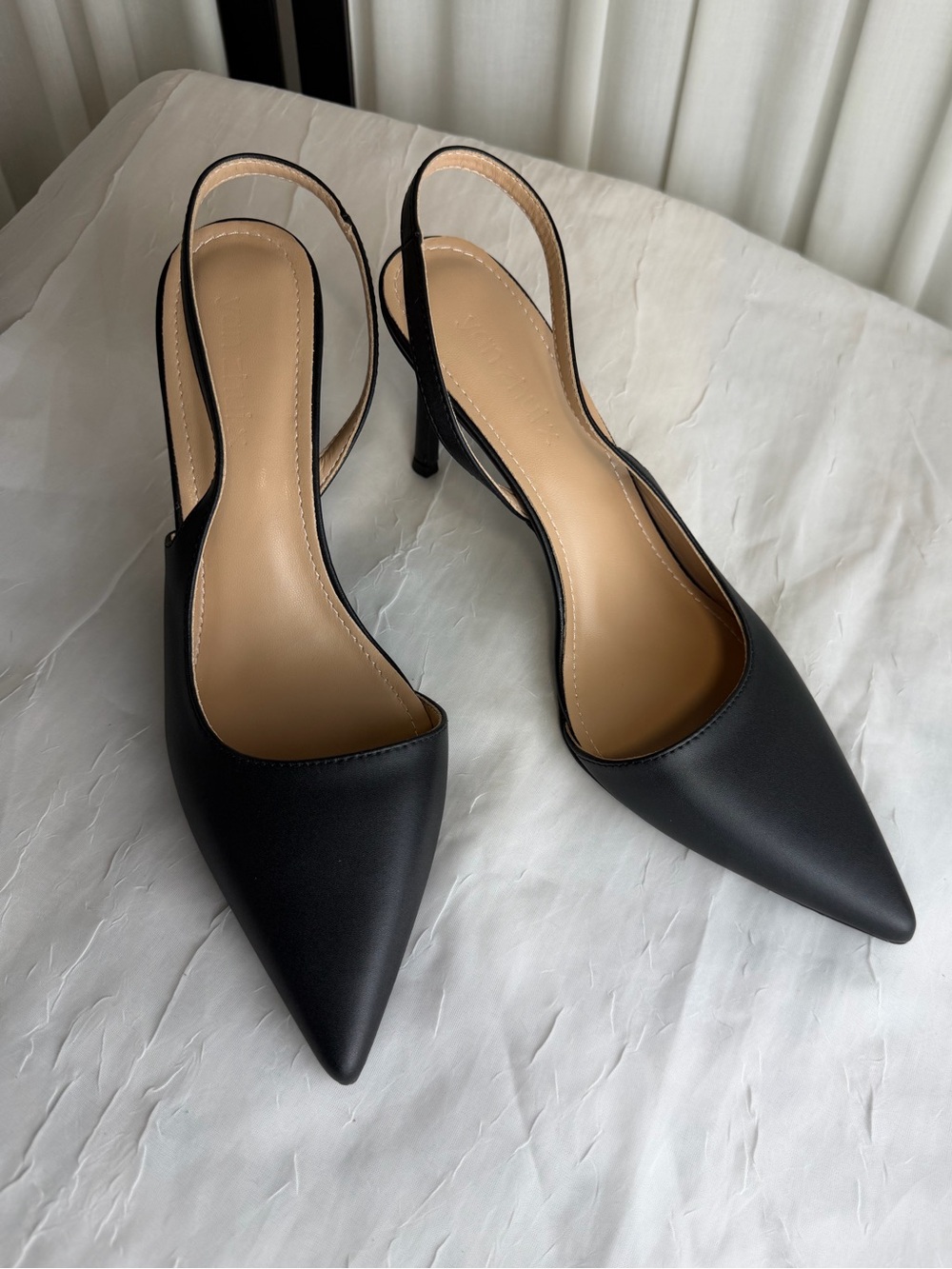 Sleek Black Pointed-Toe Slingback Heels